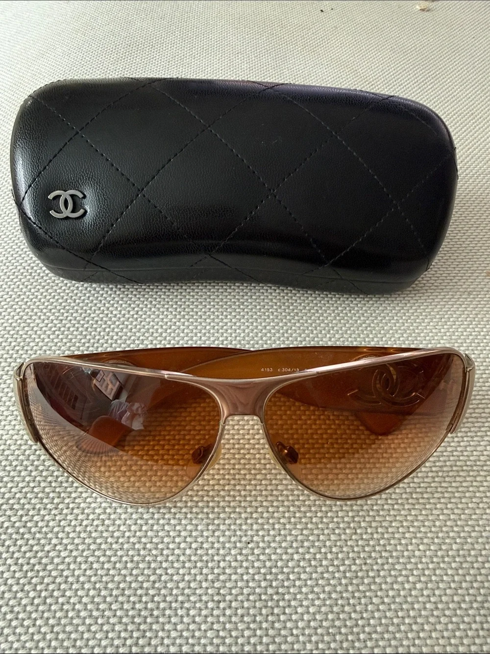 CHANEL Brown Gradient Aviator Sunglasses with Black Quilted Case